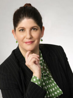 دنيس شويرير (Denise Scheuerer)